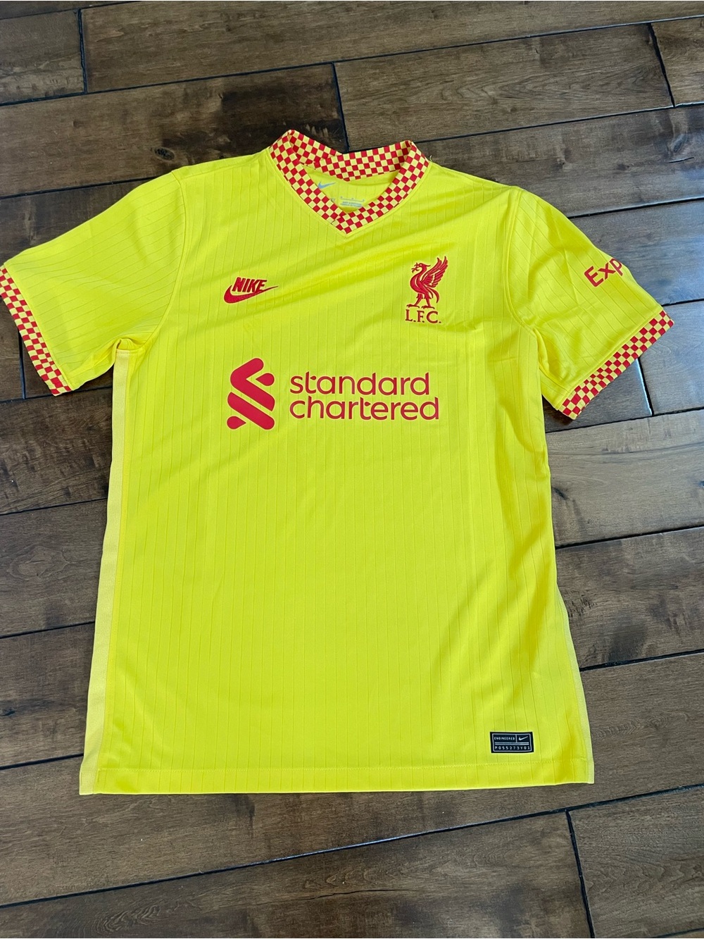 Nike Liverpool FC Men’s Size M Jersey